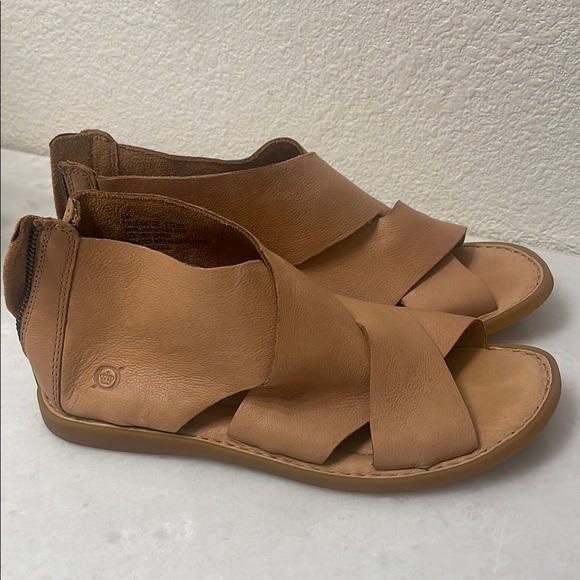 Born Tan Leather Sandals with Criss Cross Pattern Straps - Picture 1 of 6